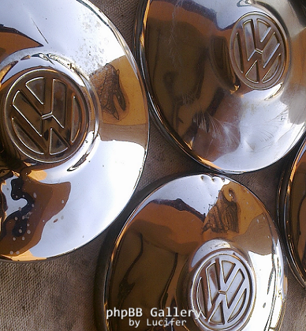Hubcaps are paint free