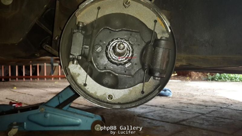 011 Front left Bearing oversized... to change to 30305