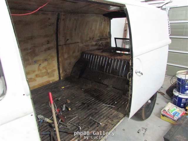 1971 Bay Panel Van 004
