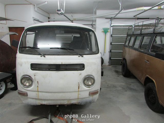 1971 Bay Panel Van 003