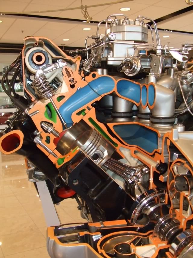 Cutaway Mercedes
